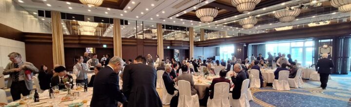 校友会兵庫県支部の定時総会 と「同志社兵庫ファミリークリスマス2025」に参加しました。